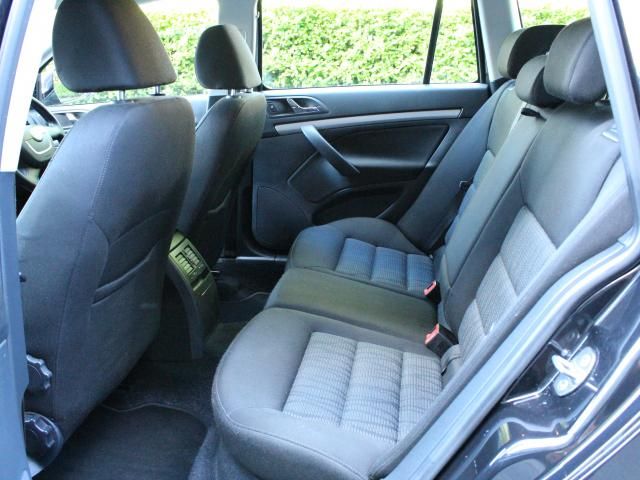 2012 SKODA OCTAVIA 1.6 TDI CR Elegance 5dr image 8