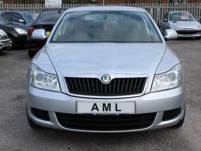 2012 SKODA OCTAVIA 1.6 TDI CR SE Special Edition Connect 5dr image 7