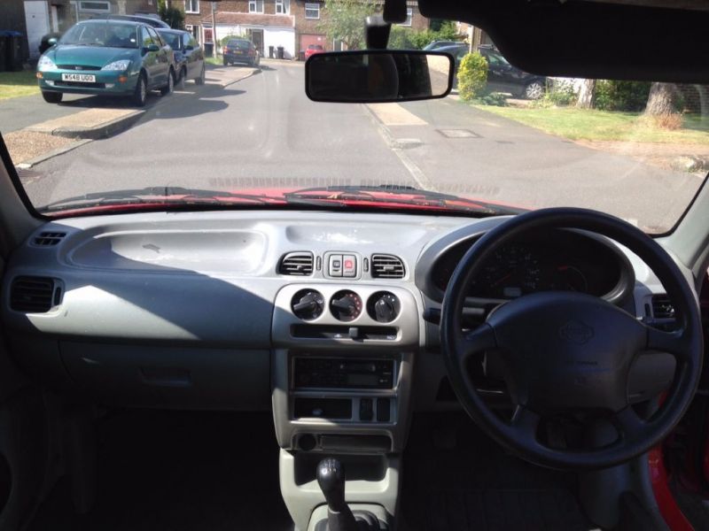 2000 Nissan Micra 1.0L. MOT December 2015 image 5