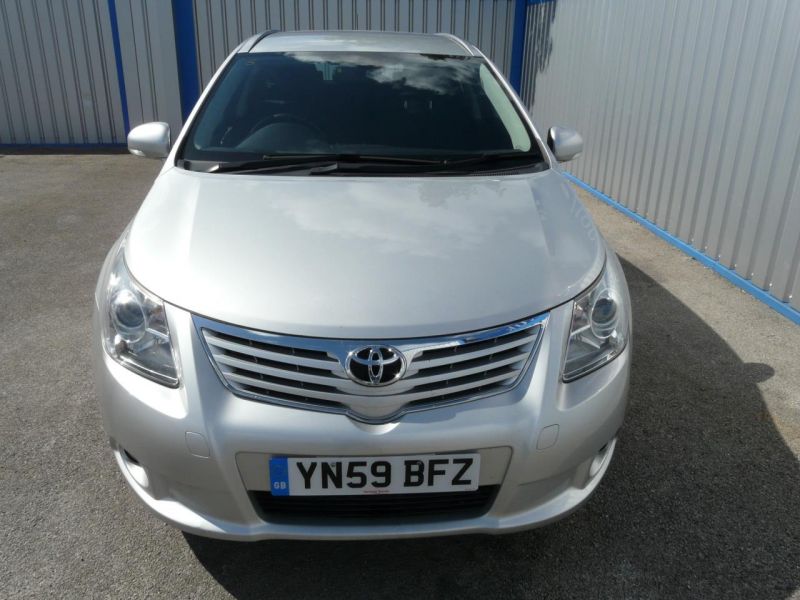 2009 Toyota Avensis D-Cat Tr ( ) image 2