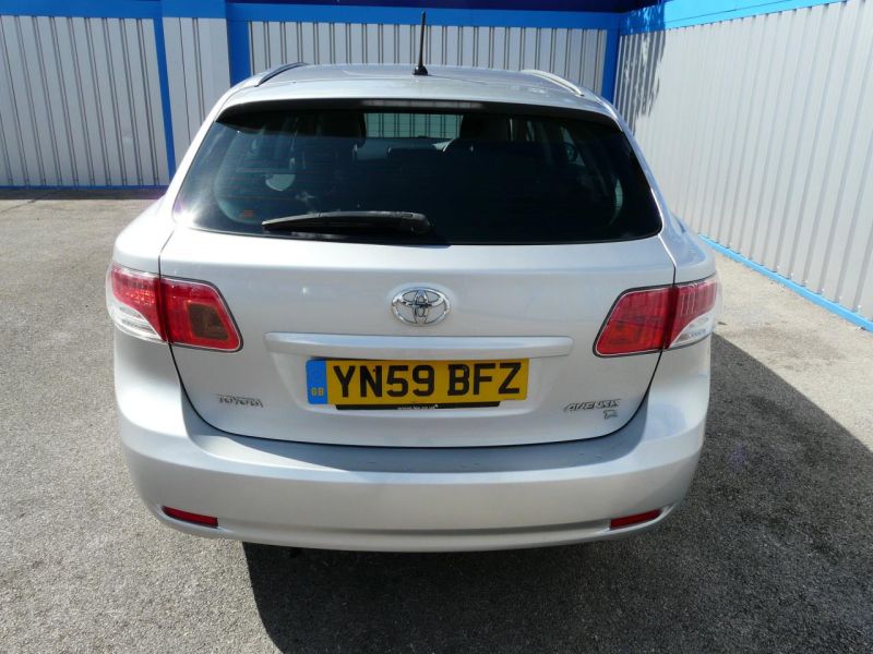 2009 Toyota Avensis D-Cat Tr ( ) image 4