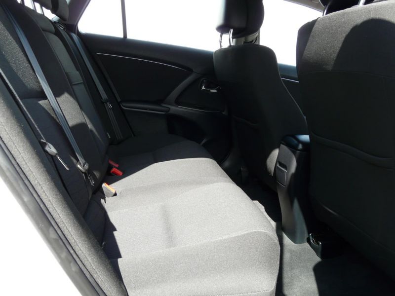 2009 Toyota Avensis D-Cat Tr ( ) image 5