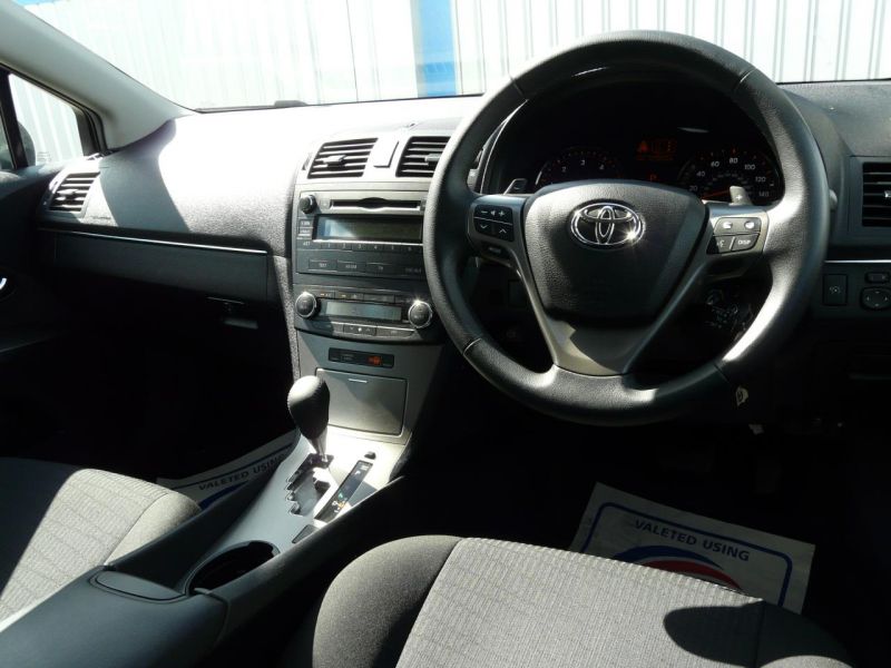 2009 Toyota Avensis D-Cat Tr ( ) image 6