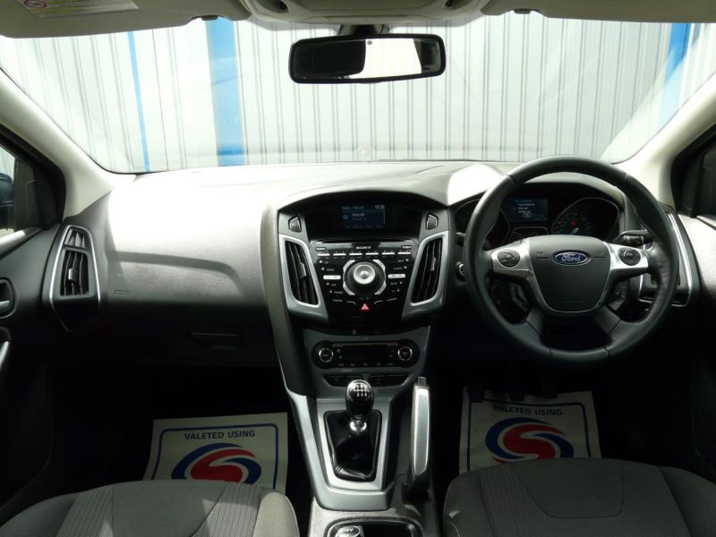 2011 Ford Focus Titanium Tdci ( ) image 7
