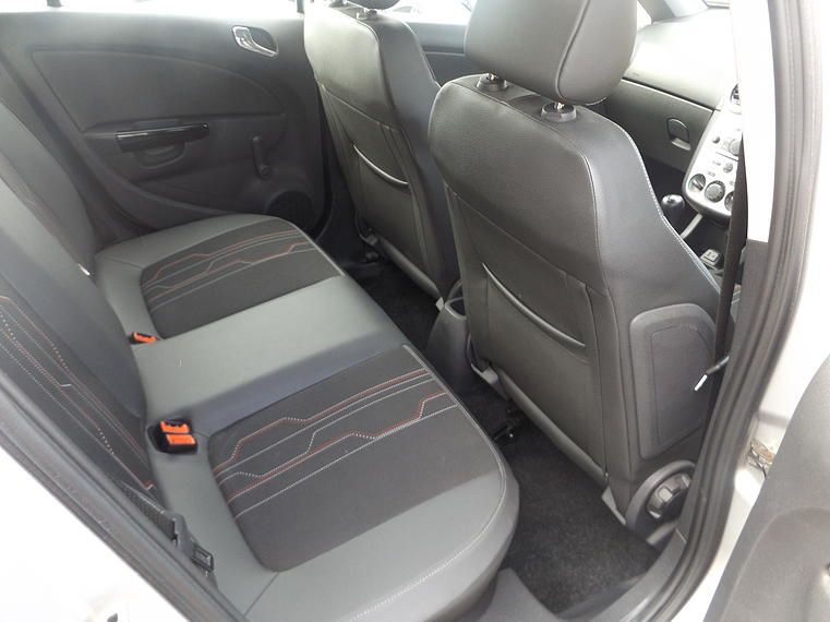 2012 Vauxhall Corsa 1.3 CDTi ecoFLEX 16v Active 5dr (a/c) image 7