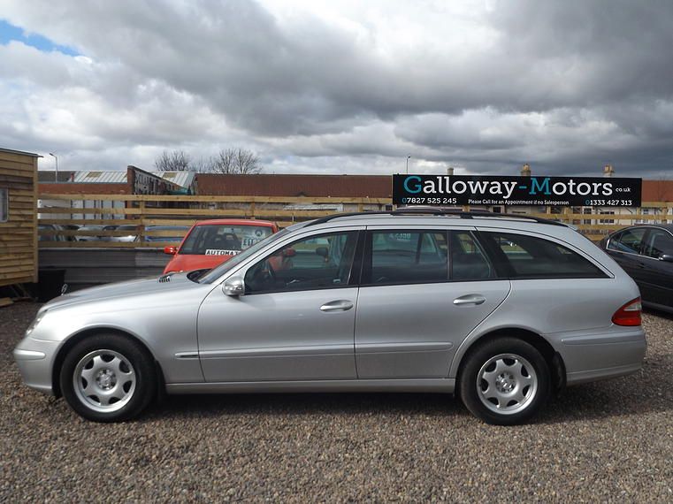 2004 Mercedes-Benz E Class 2.7 E270 CDI Classic 5dr image 3