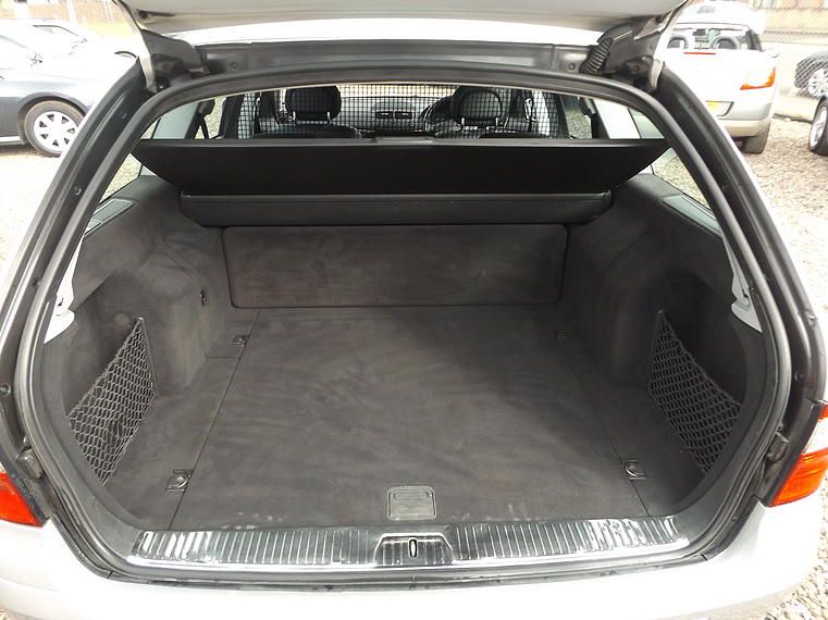 2004 Mercedes-Benz E Class 2.7 E270 CDI Classic 5dr image 6