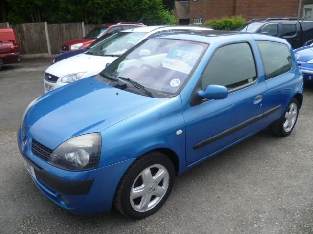 2003 Renault Clio 1.2 16V Dynamique 3dr [AC] image 3