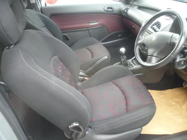 2005 Peugeot 206 1.4 16V Sport 3dr [DAC+CC] image 5