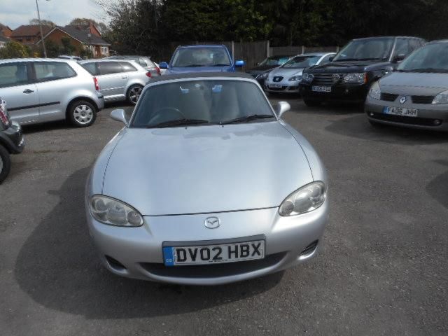 2002 Mazda MX-5 1.8 i 2dr image 1