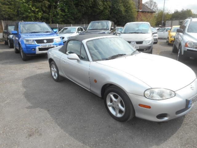 2002 Mazda MX-5 1.8 i 2dr image 2