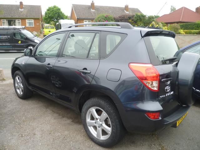 2008 Toyota RAV4 2.2 D-4D XT3 5dr image 2