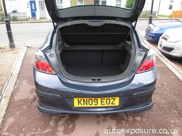 2009 VAUXHALL ASTRA 1.9 CDTi 16V SRi [150] image 6