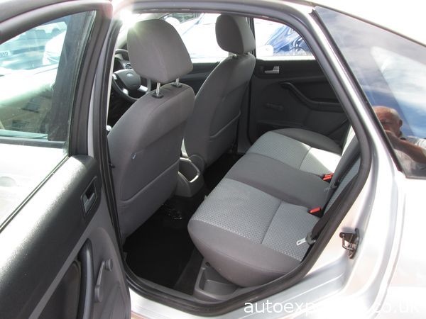 2007 FORD FOCUS 1.6 LX image 6