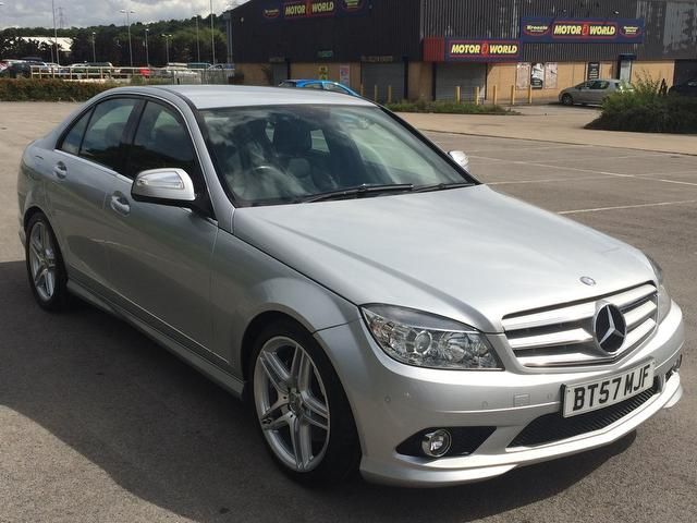2007 Mercedes-Benz C Class 3.0 C320 CDI Sport 7G-Tronic 4dr image 3