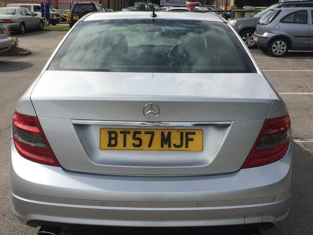 2007 Mercedes-Benz C Class 3.0 C320 CDI Sport 7G-Tronic 4dr image 5