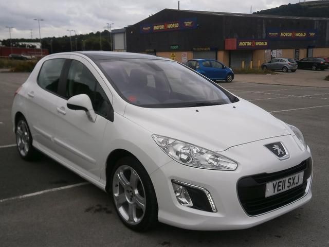2011 Peugeot 308 1.6 e-HDi Allure 5dr image 2