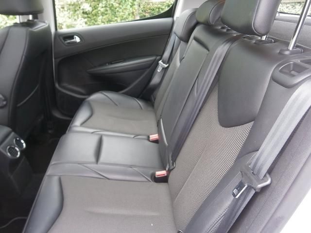 2011 Peugeot 308 1.6 e-HDi Allure 5dr image 7
