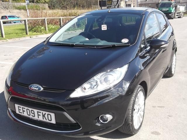 2009 Ford Fiesta 1.4 Titanium 5dr image 1