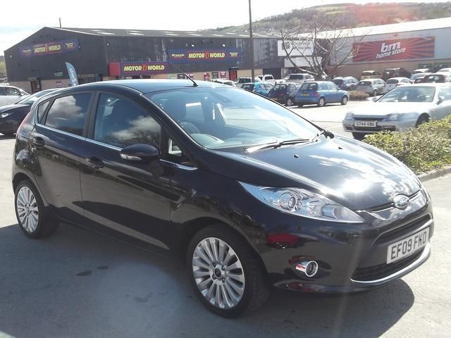 2009 Ford Fiesta 1.4 Titanium 5dr image 3