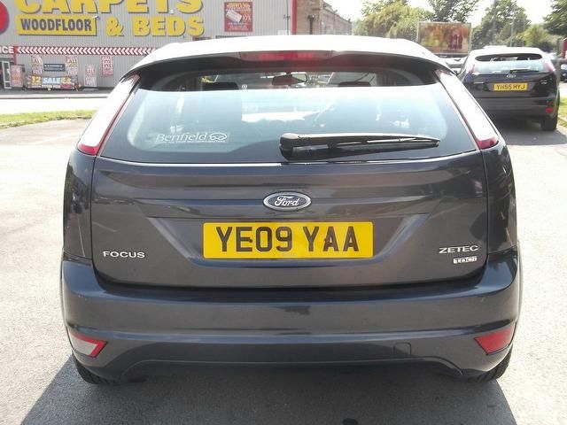 2009 Ford Focus 1.8 TDCI ZETEC 5DR image 4