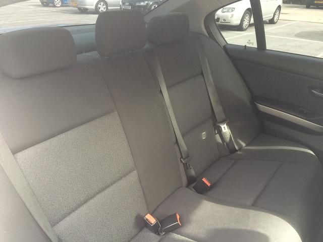 2006 BMW 3 SERIES 2.0 320d ES 4dr image 4