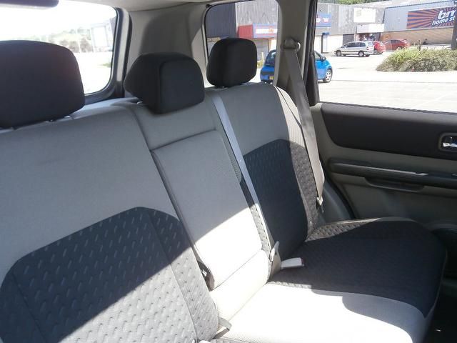 2006 Nissan X-Trail 2.2 dCi Columbia 5dr image 7