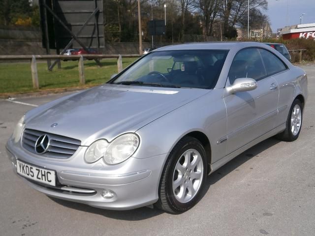 2005 Mercedes-Benz CLK 3.2 CLK320 Elegance 2dr image 1