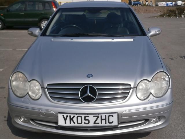 2005 Mercedes-Benz CLK 3.2 CLK320 Elegance 2dr image 2