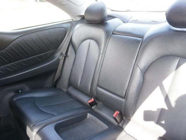2005 Mercedes-Benz CLK 3.2 CLK320 Elegance 2dr image 6