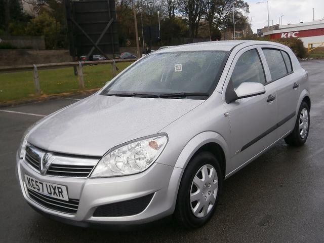 2007 Vauxhall Astra 1.7 CDTi Life 5dr image 1