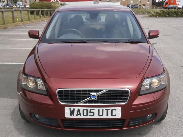 2005 Volvo S40 2.0 D SE 4dr image 2