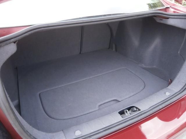 2005 Volvo S40 2.0 D SE 4dr image 9