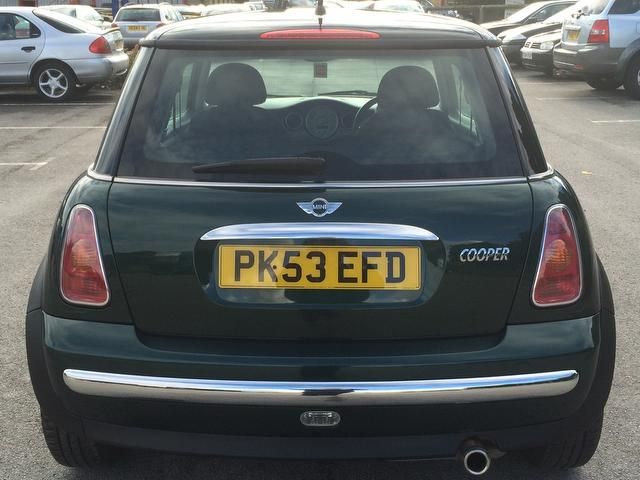 2003 MINI Hatch Cooper 1.6 Cooper 3dr image 4