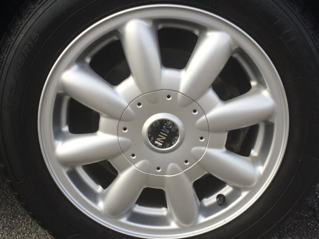 2003 MINI Hatch Cooper 1.6 Cooper 3dr image 8