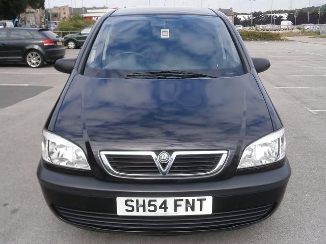 2004 Vauxhall Zafira 1.6 i 16v Life 5dr image 2
