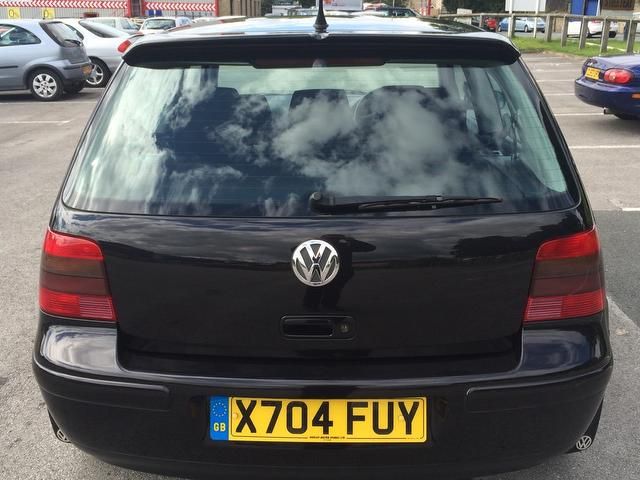 2000 Volkswagen Golf 1.8 T GTI 3dr image 4