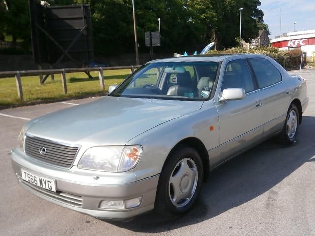 1999 Lexus LS 400 4.0 4dr image 1