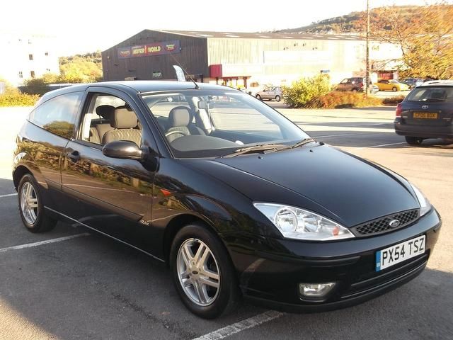 2004 Ford Focus 1.8 Zetec 3dr image 3