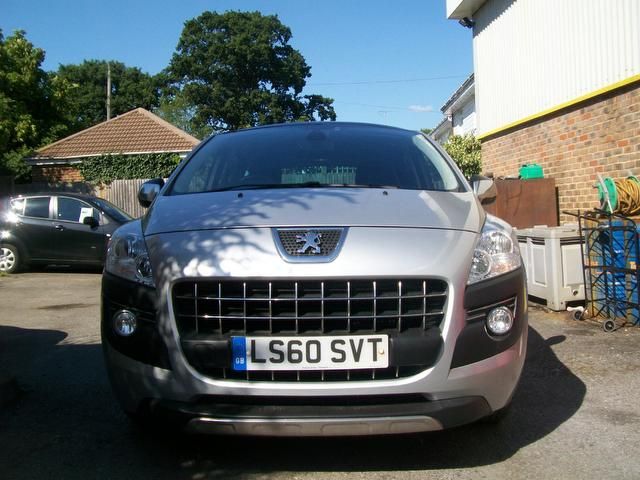 2010 Peugeot 3008 2.0 HDi FAP Exclusive 5dr image 2