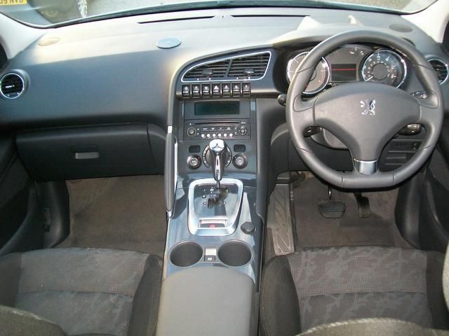 2010 Peugeot 3008 2.0 HDi FAP Exclusive 5dr image 7