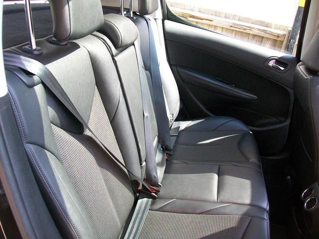 2011 Peugeot 308 1.6 e-HDi 112 Allure 5dr image 7