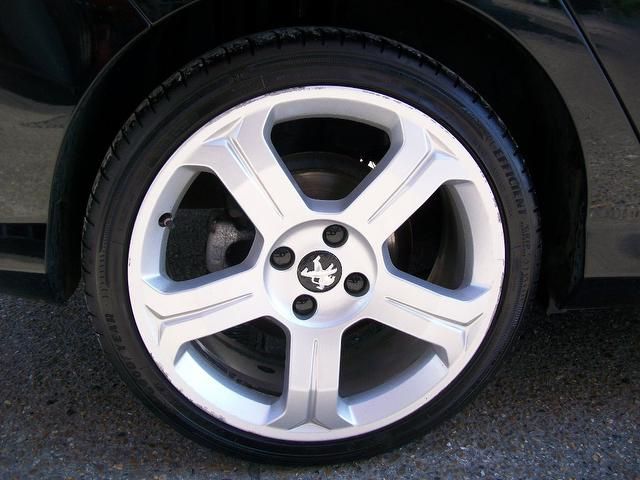 2011 Peugeot 308 1.6 e-HDi 112 Allure 5dr image 10