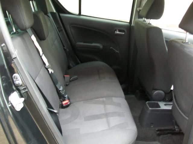 2009 Vauxhall Agila 1.2 i 16v Design 5dr image 5