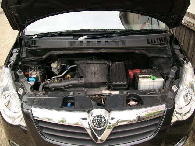 2009 Vauxhall Agila 1.2 i 16v Design 5dr image 8