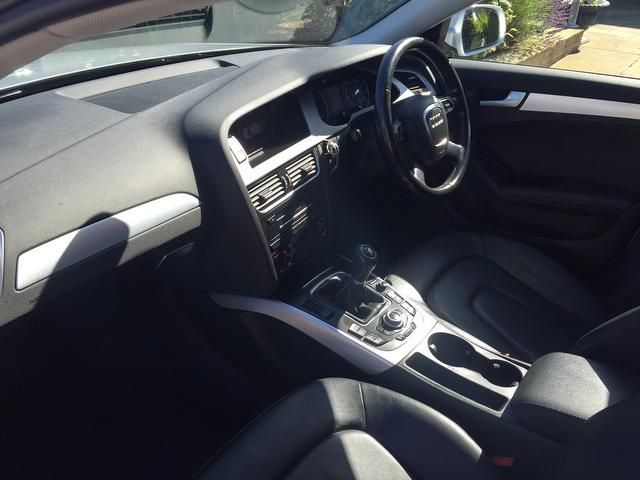 2011 Audi A4 AVANT 2.0 TDI Technik 5dr image 7