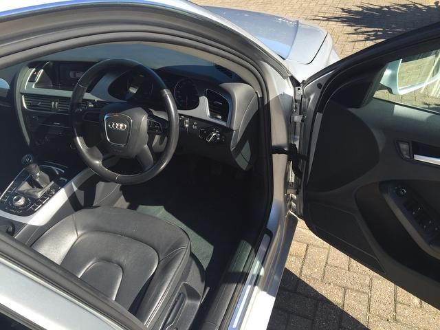 2011 Audi A4 AVANT 2.0 TDI Technik 5dr image 8