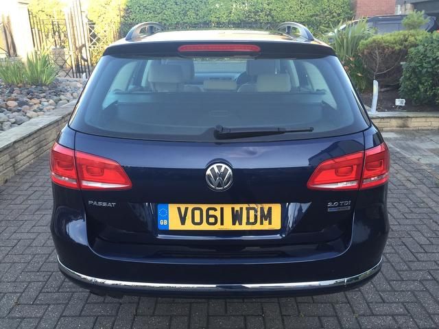 2011 Volkswagen Passat 2.0 TDI BlueMotion Tech SE DSG 5dr image 5