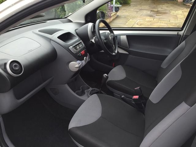 2011 Citroen C1 1.0 i VT 3dr image 5