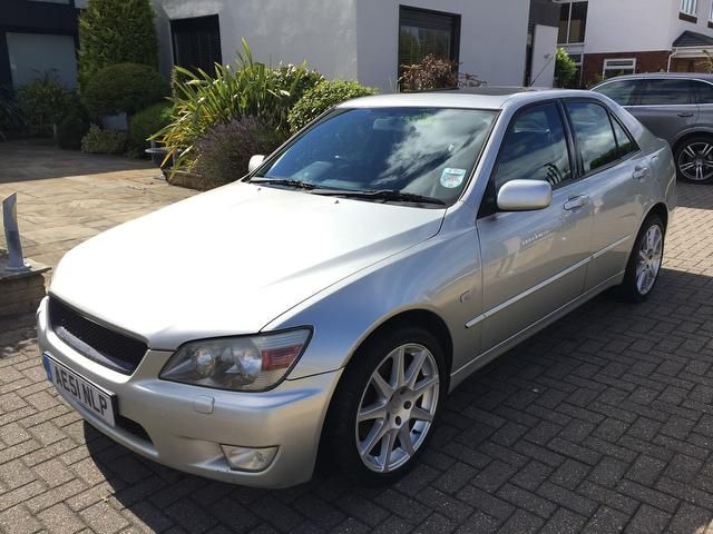2001 Lexus IS 200 2.0 SE 4dr 8 mot image 1